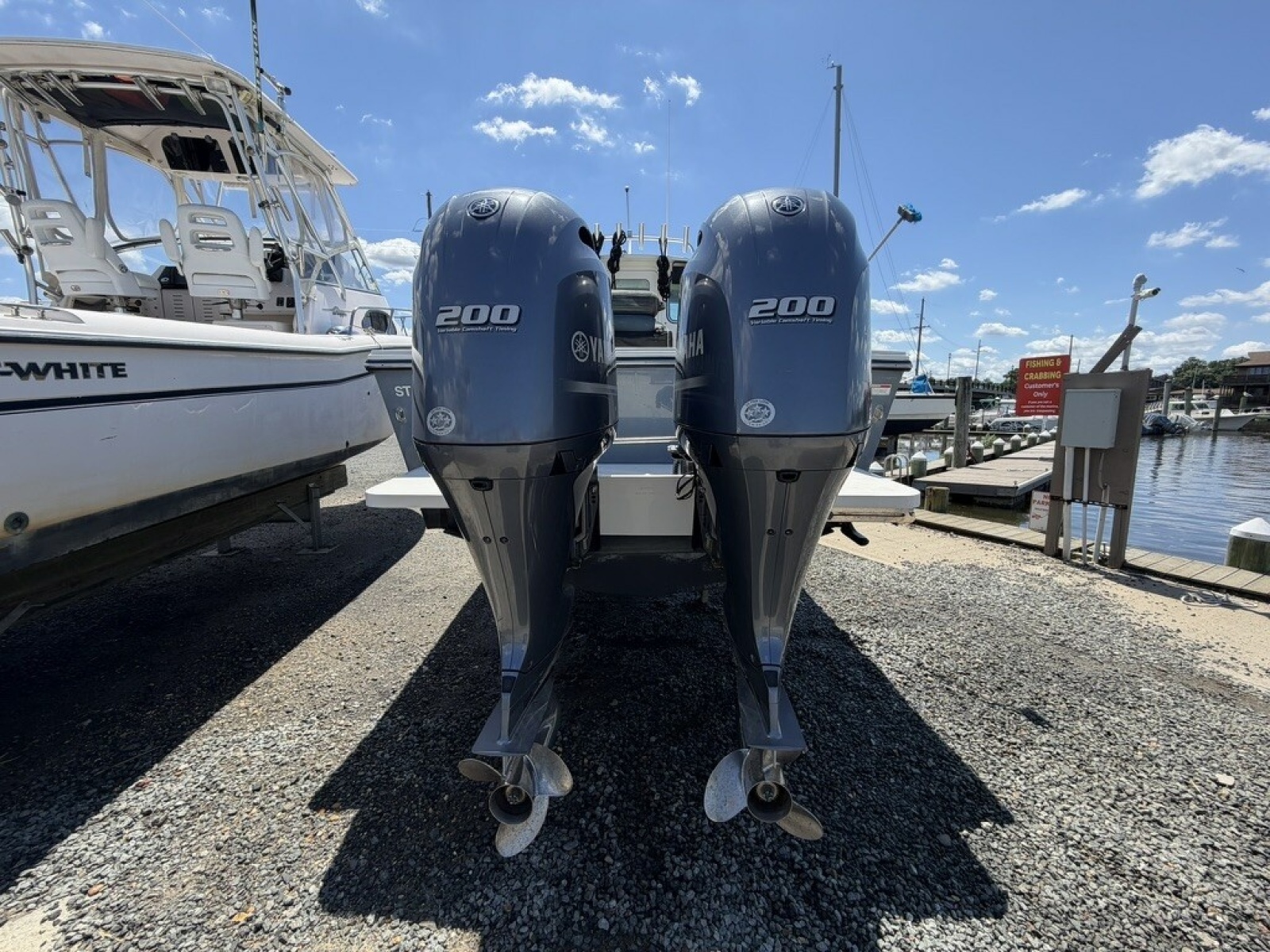 2018 Parker 2520 XL Sports Cabin