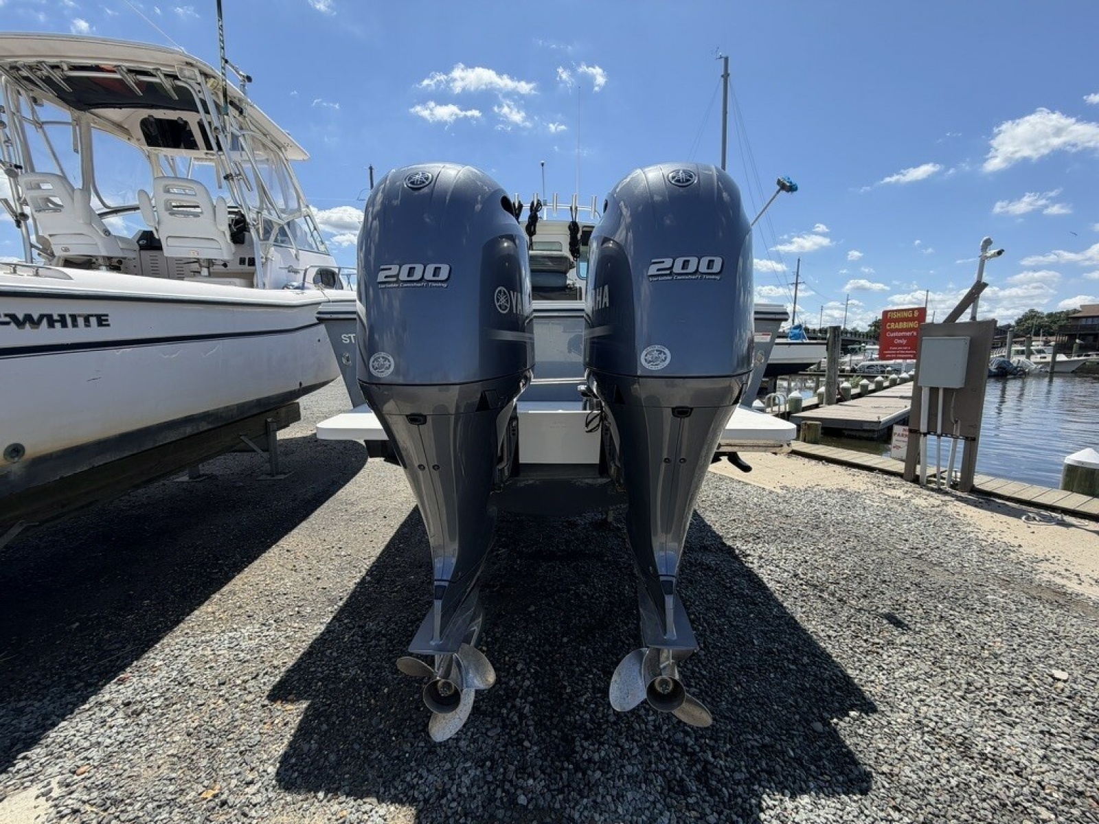 2018 Parker 2520 XL Sports Cabin