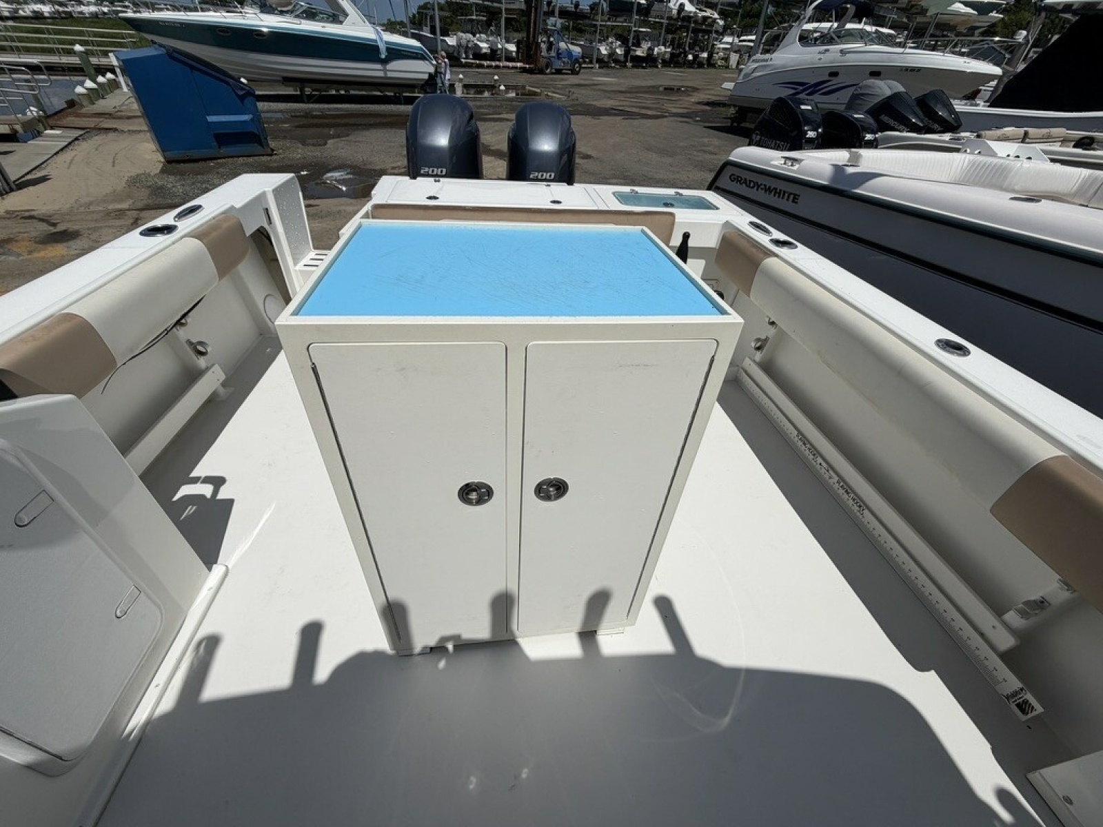 2018 Parker 2520 XL Sports Cabin