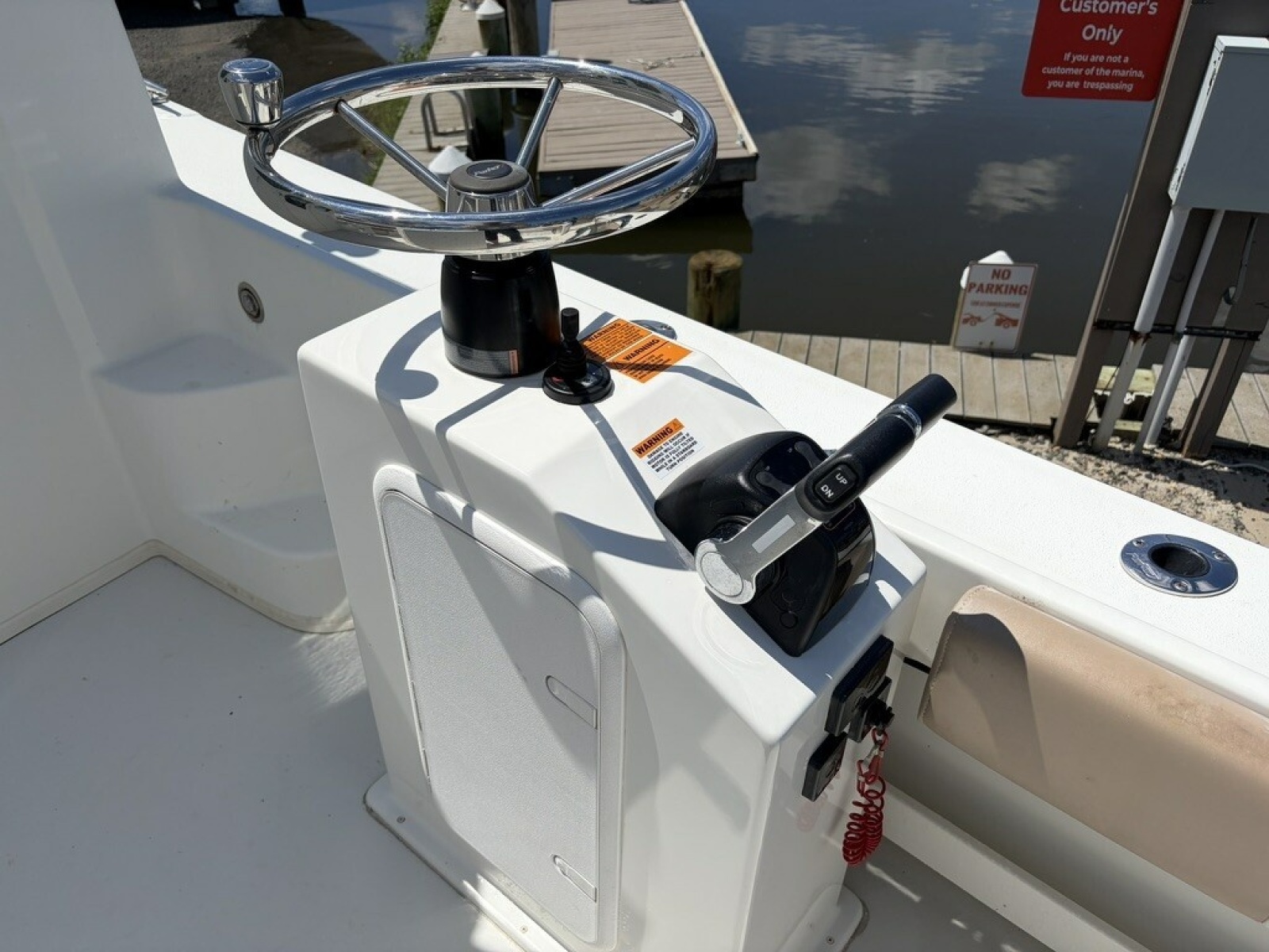 2018 Parker 2520 XL Sports Cabin