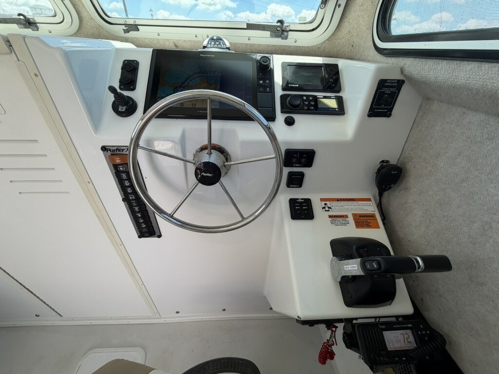 2018 Parker 2520 XL Sports Cabin