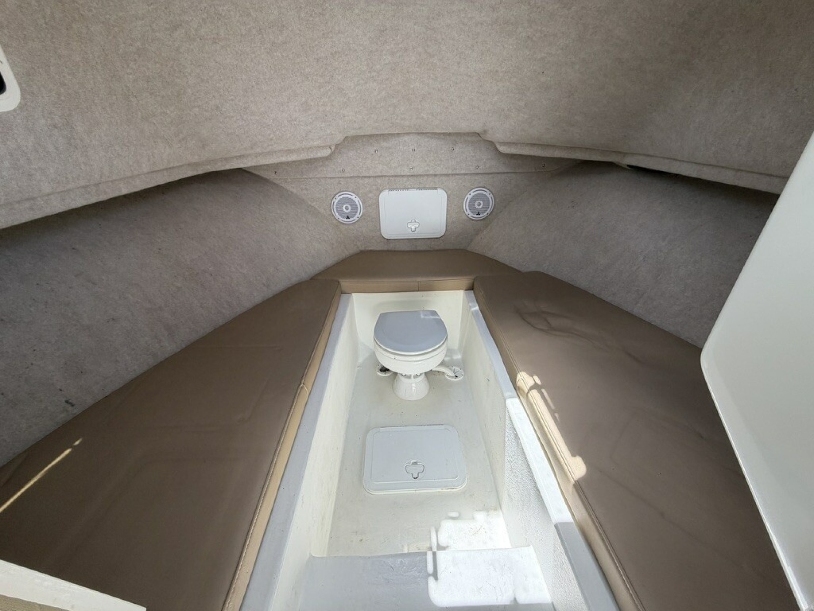 2018 Parker 2520 XL Sports Cabin