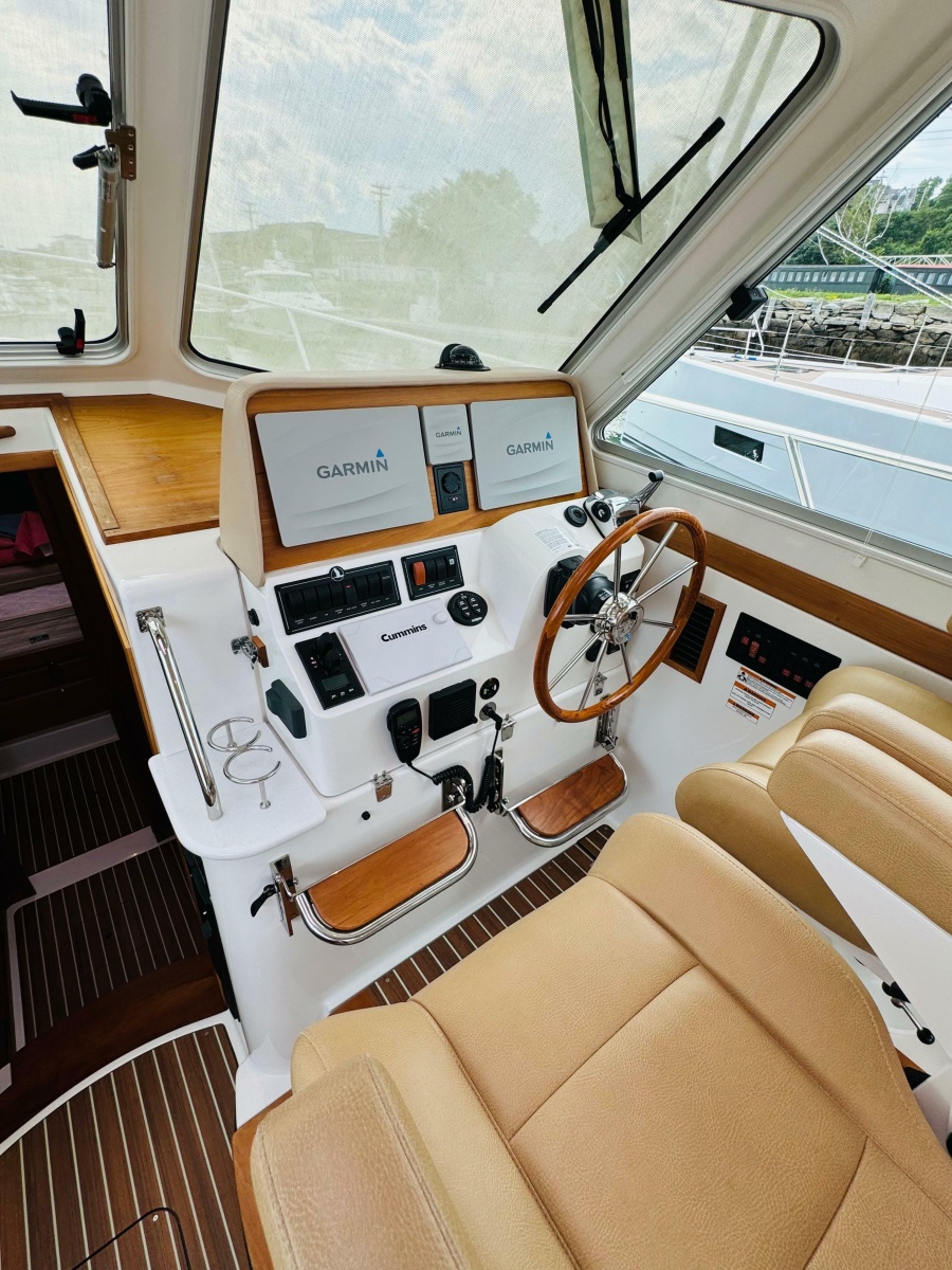 2018 Back Cove 37