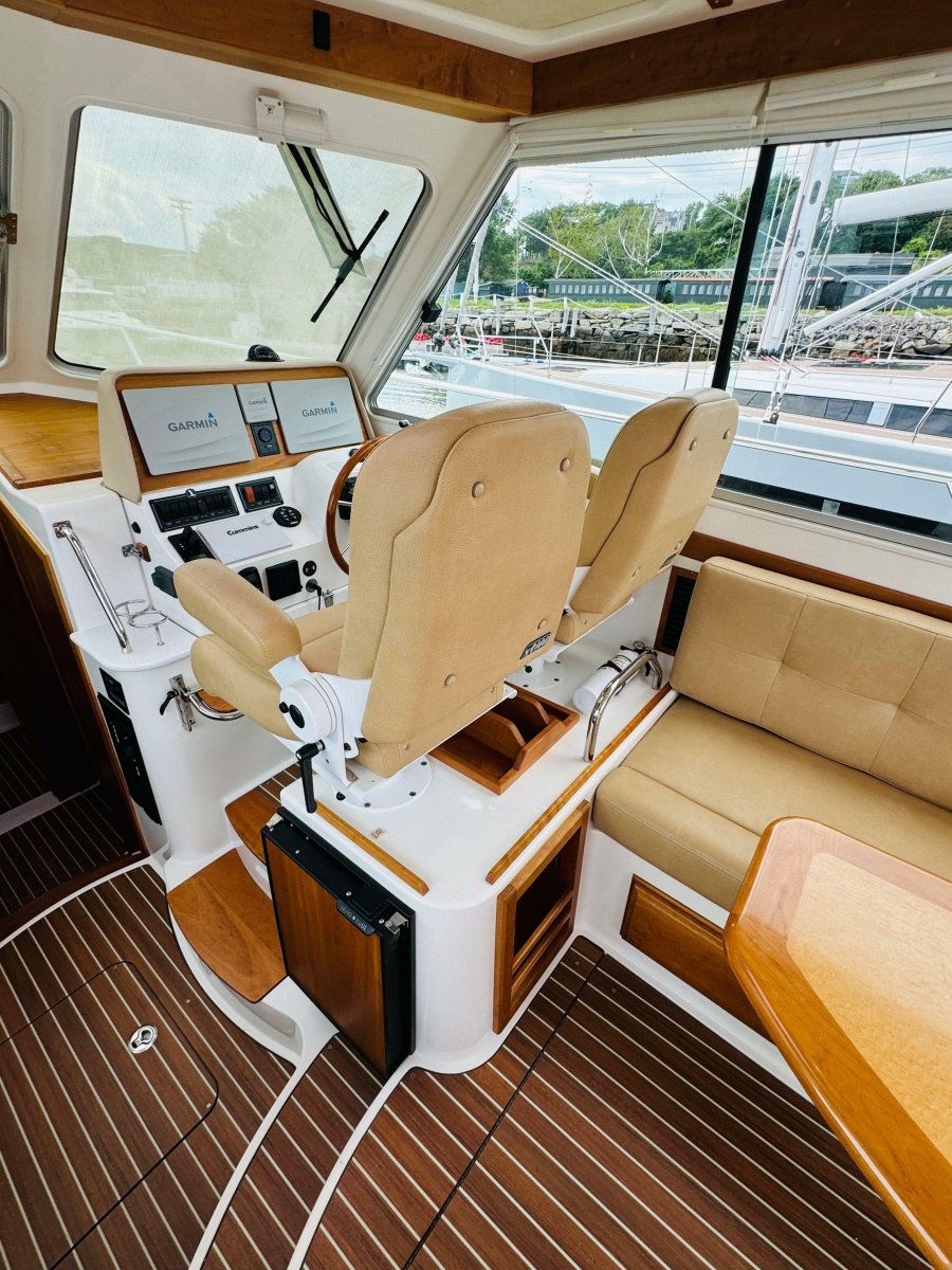 2018 Back Cove 37