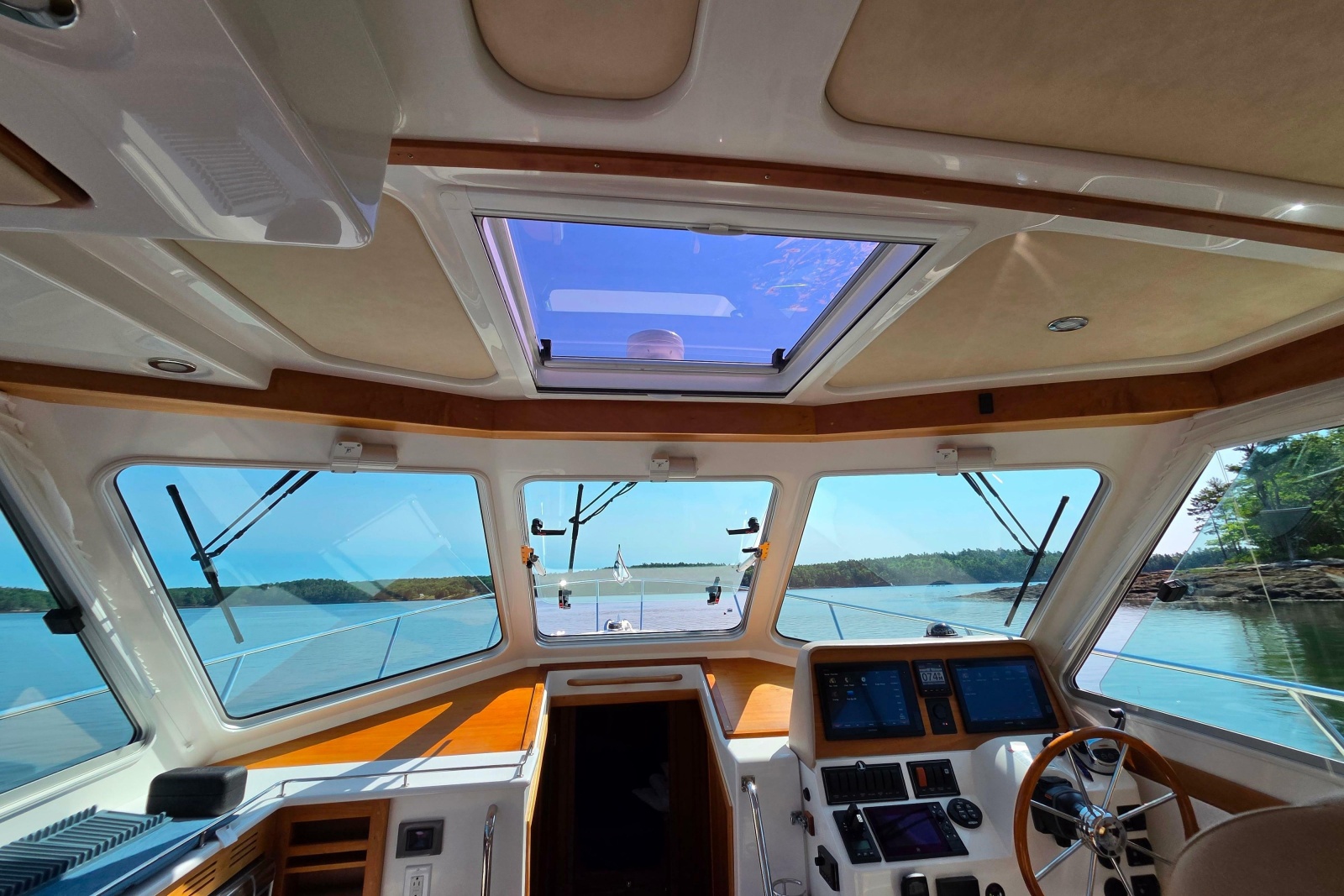 2018 Back Cove 37