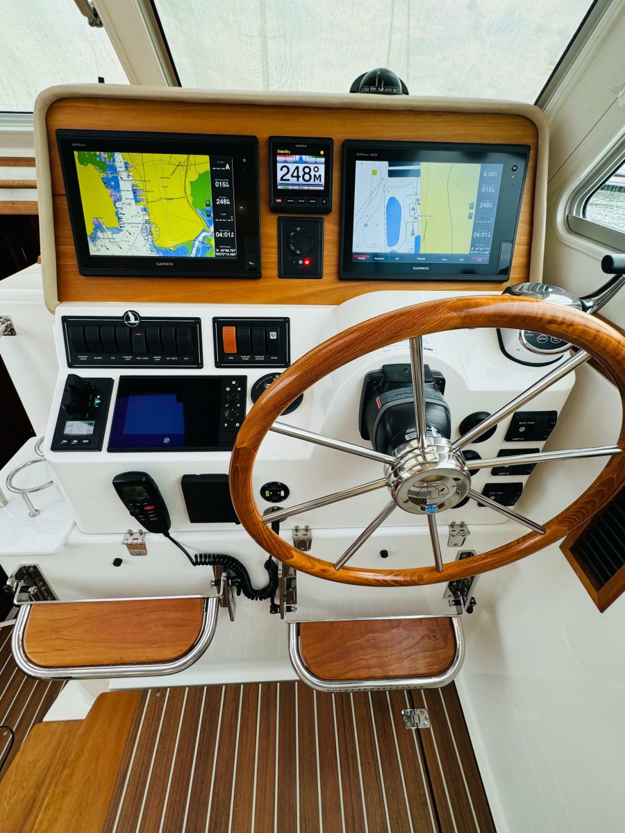 2018 Back Cove 37