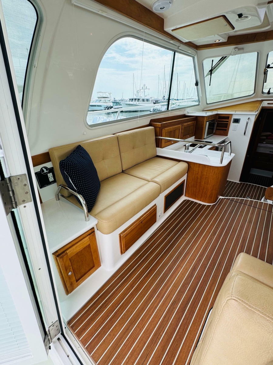 2018 Back Cove 37