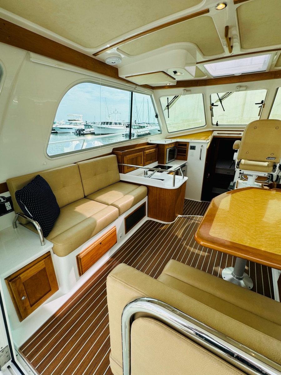 2018 Back Cove 37