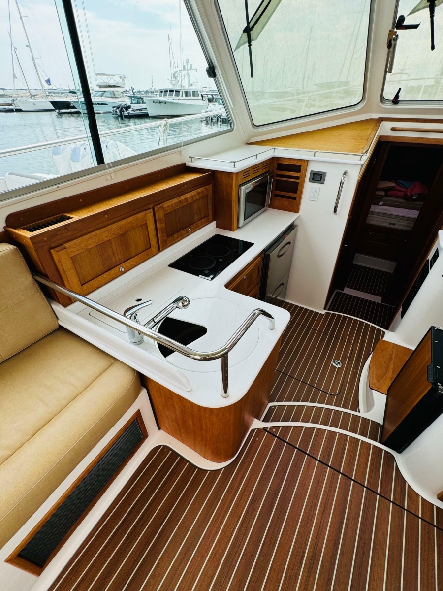2018 Back Cove 37