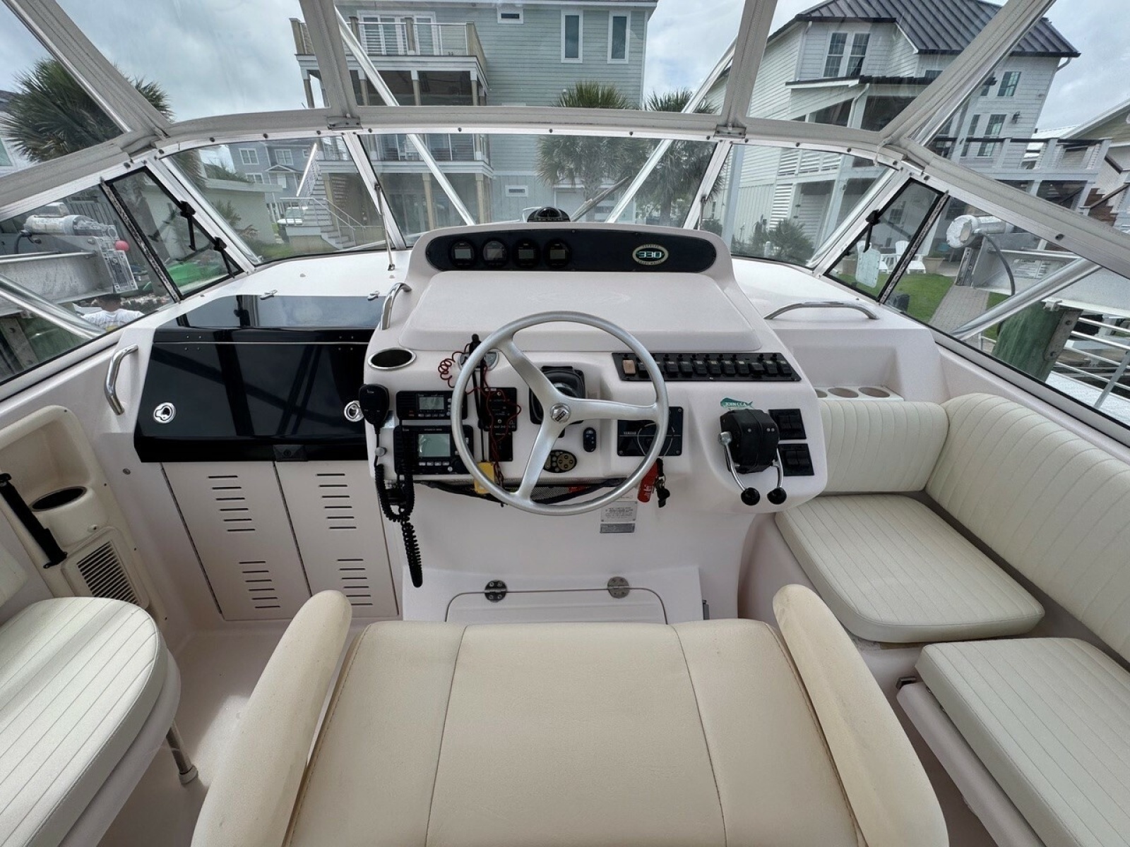 2003 Grady-White 330 Express