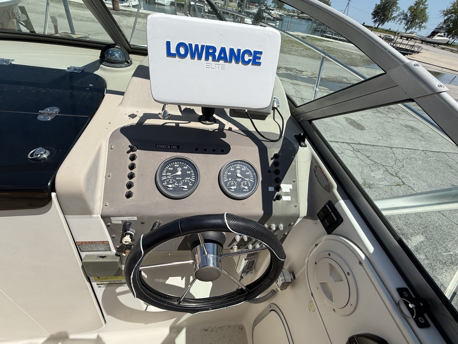 21ft Bayliner Yacht For Sale