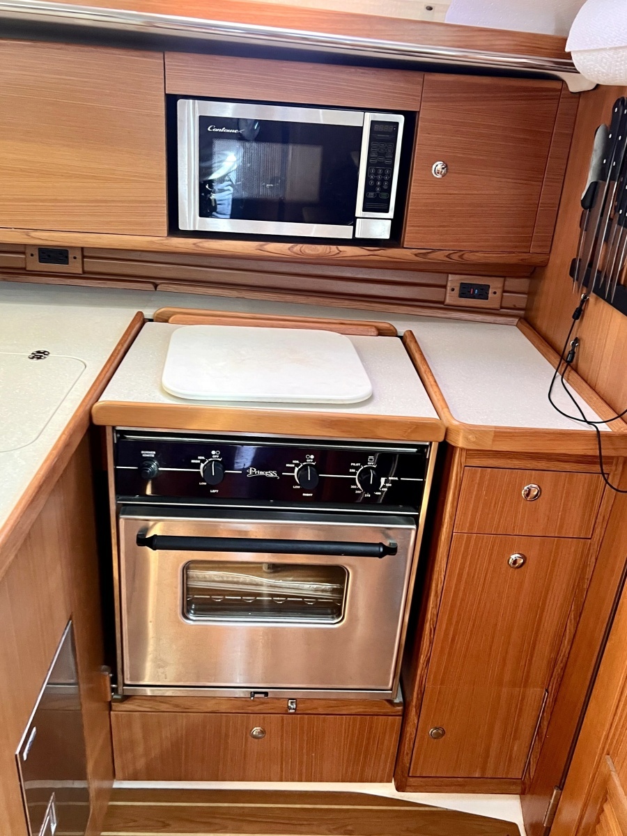 2011 Catalina 355