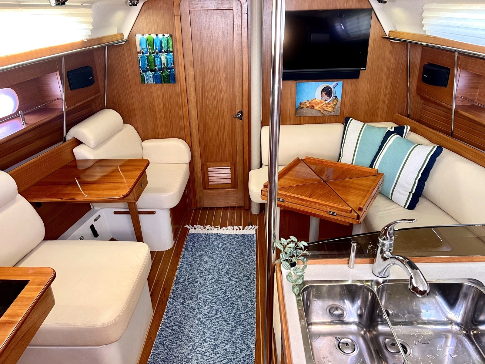 2011 Catalina 355