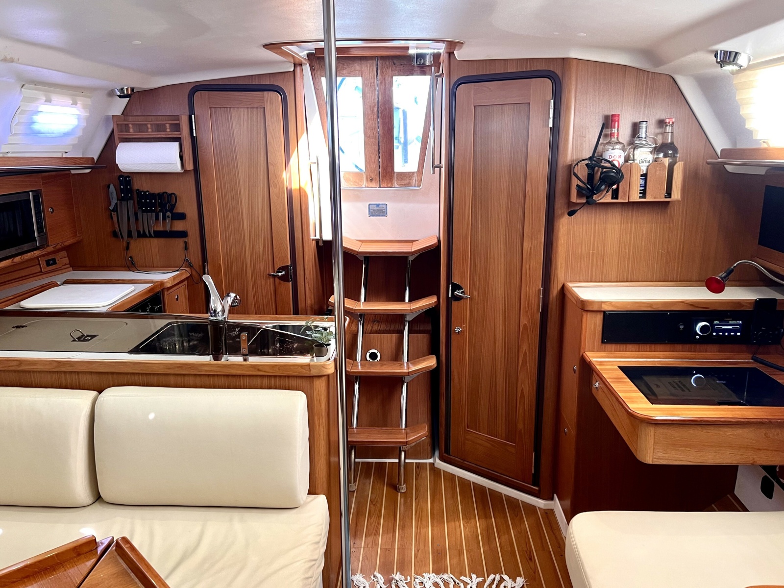 2011 Catalina 355
