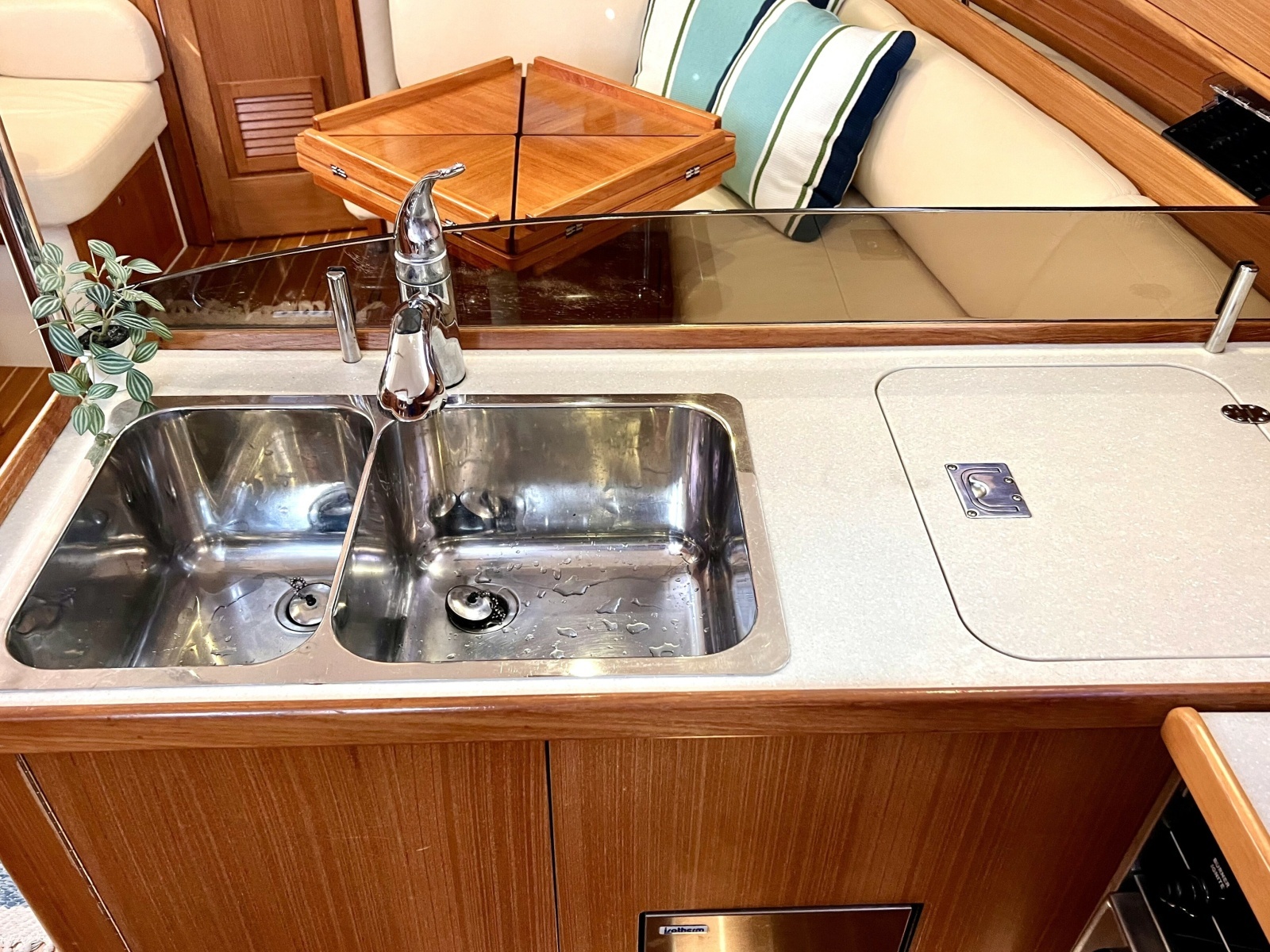2011 Catalina 355