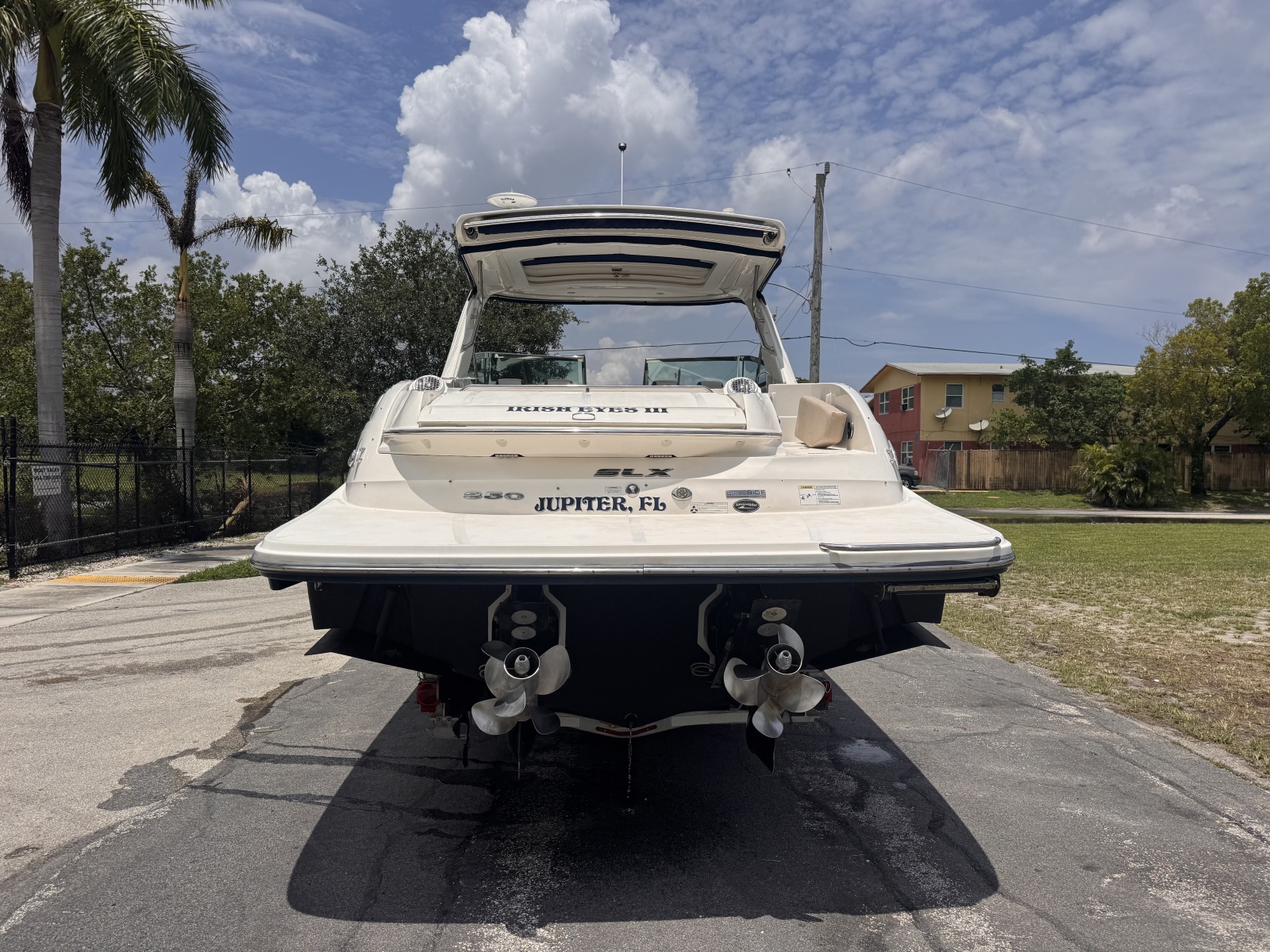 2016 Sea Ray 350 SLX