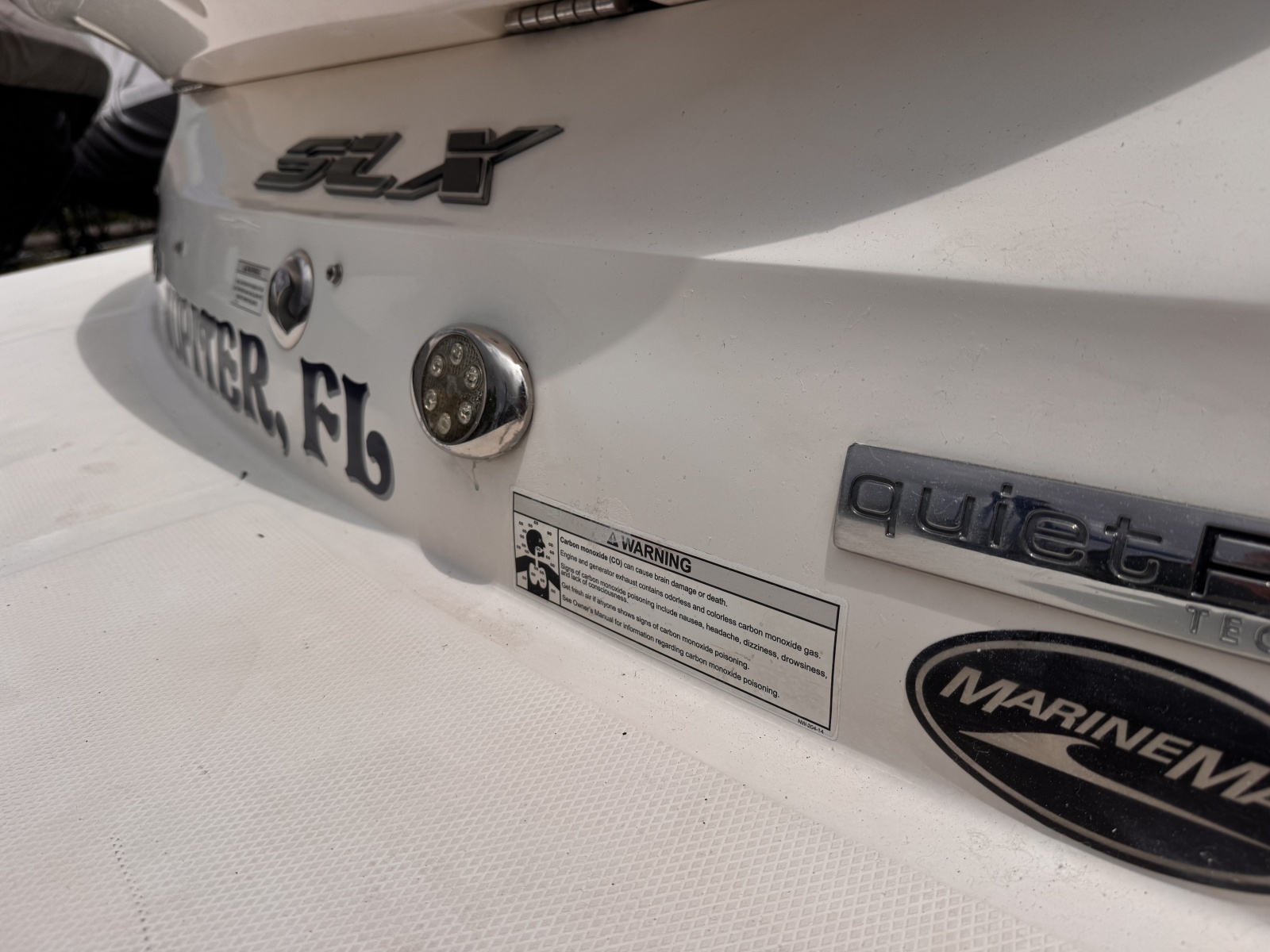 2016 Sea Ray 350 SLX