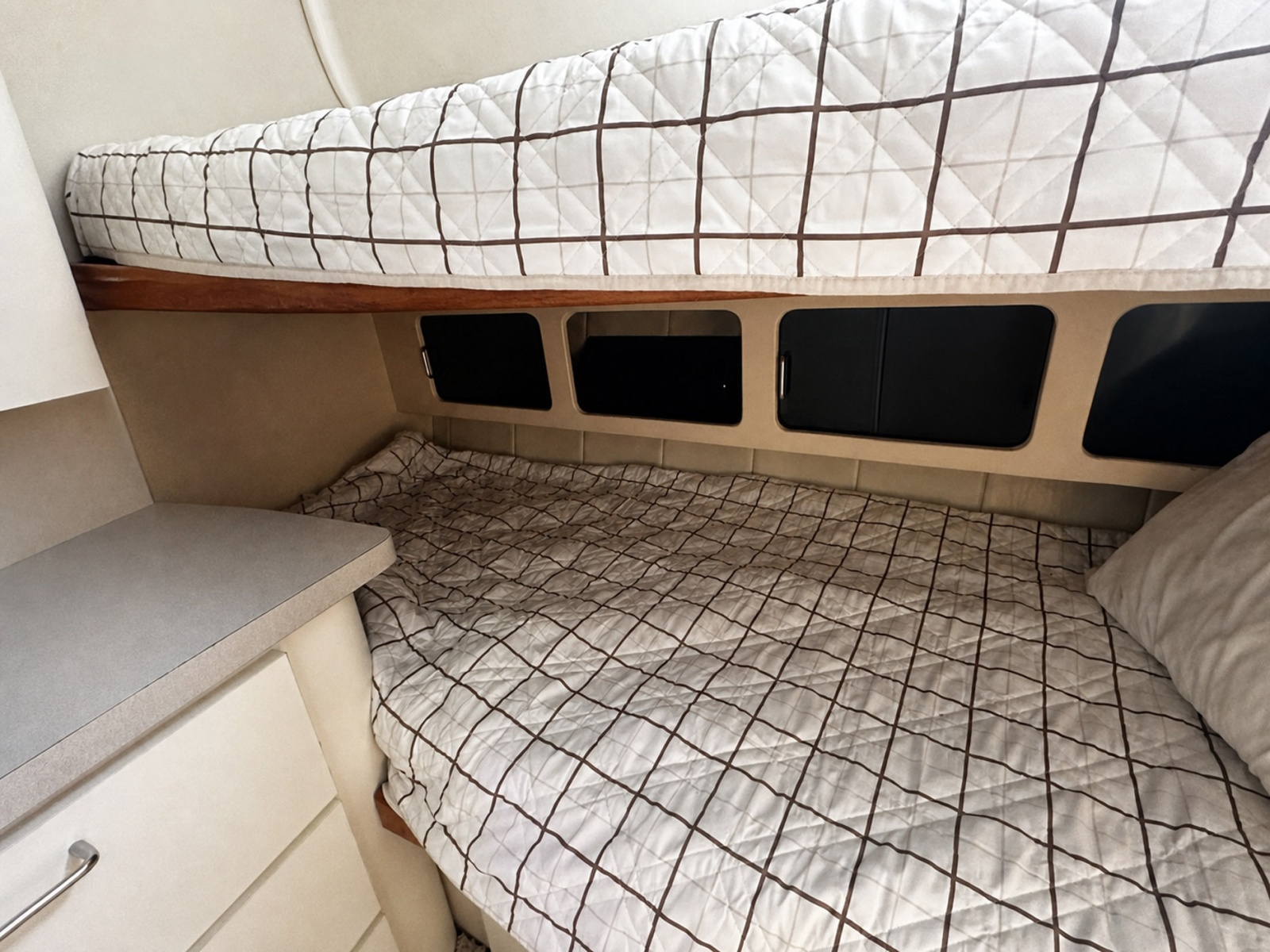 1995 Mainship 40 Sedan Bridge