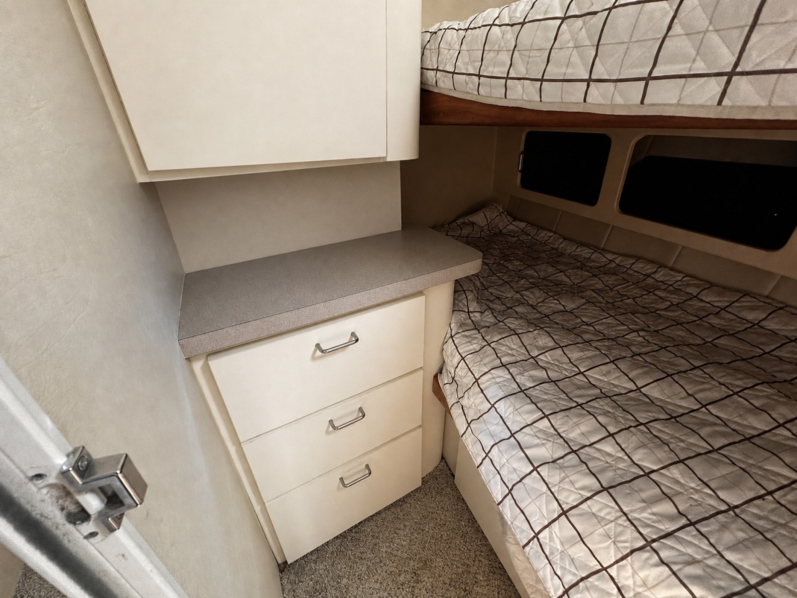 1995 Mainship 40 Sedan Bridge