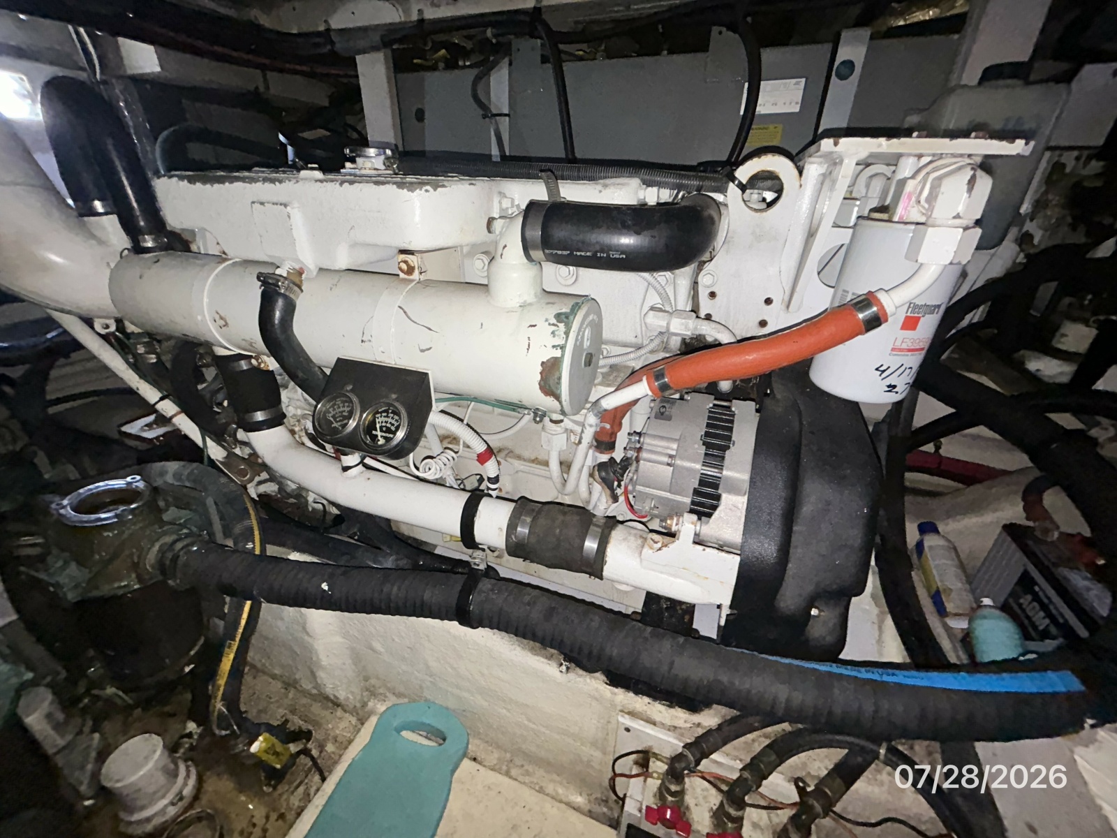 40' Sea Ray port main engine