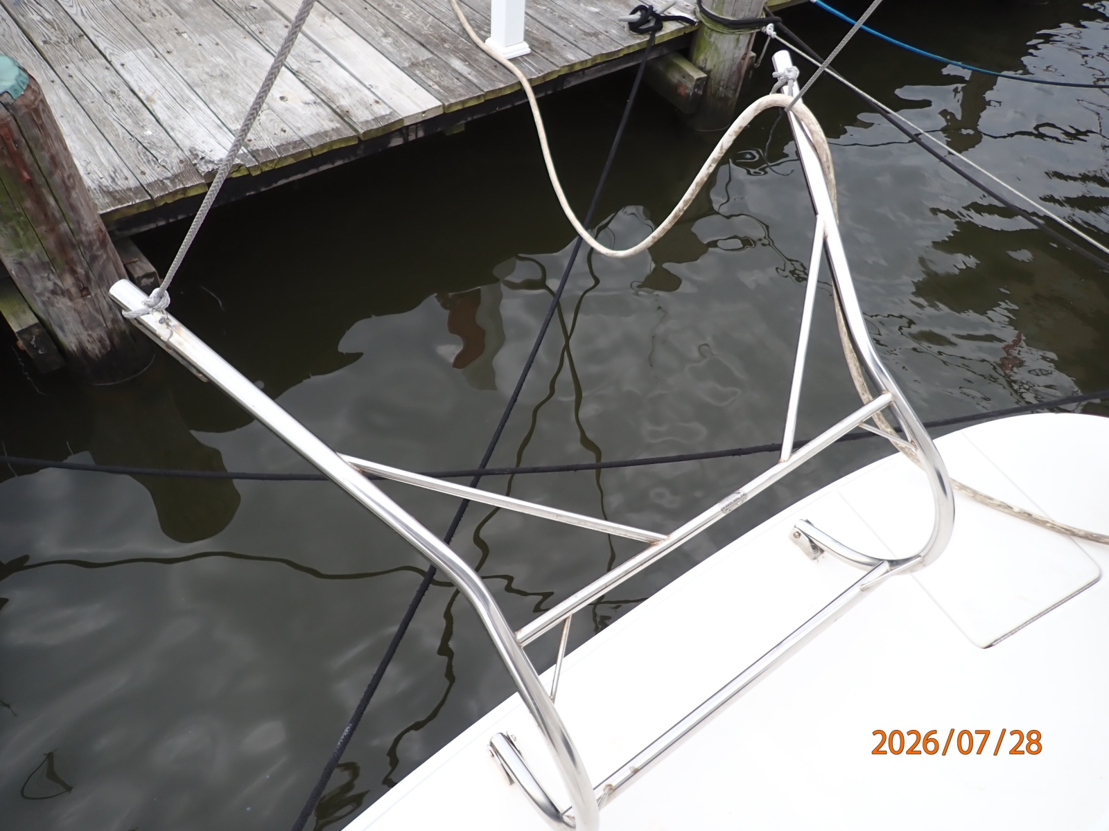 40' Sea Ray tender davits