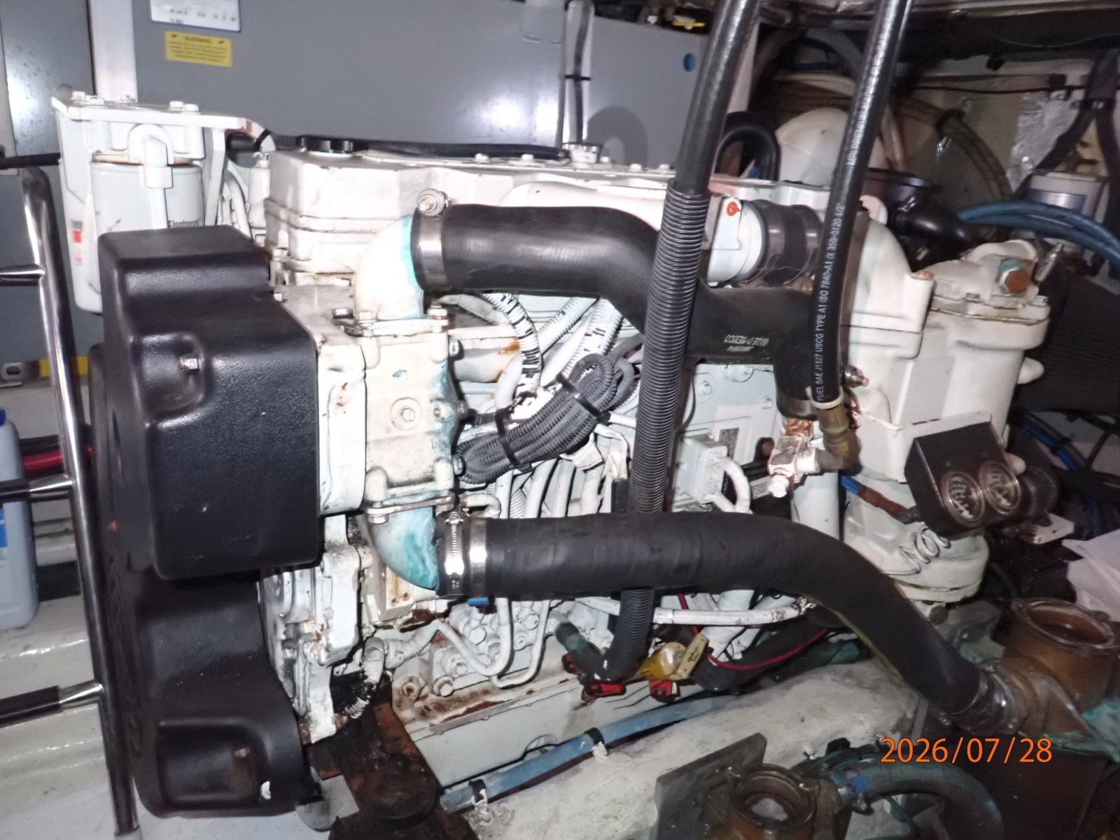 40' Sea Ray starboard main engine