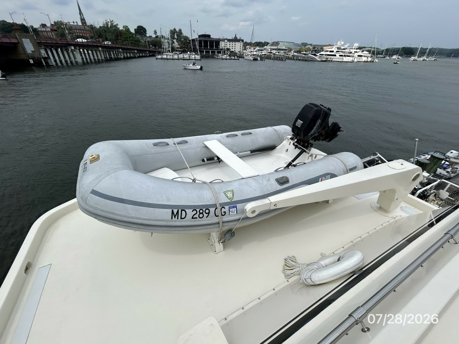 54' Hatteras tender1