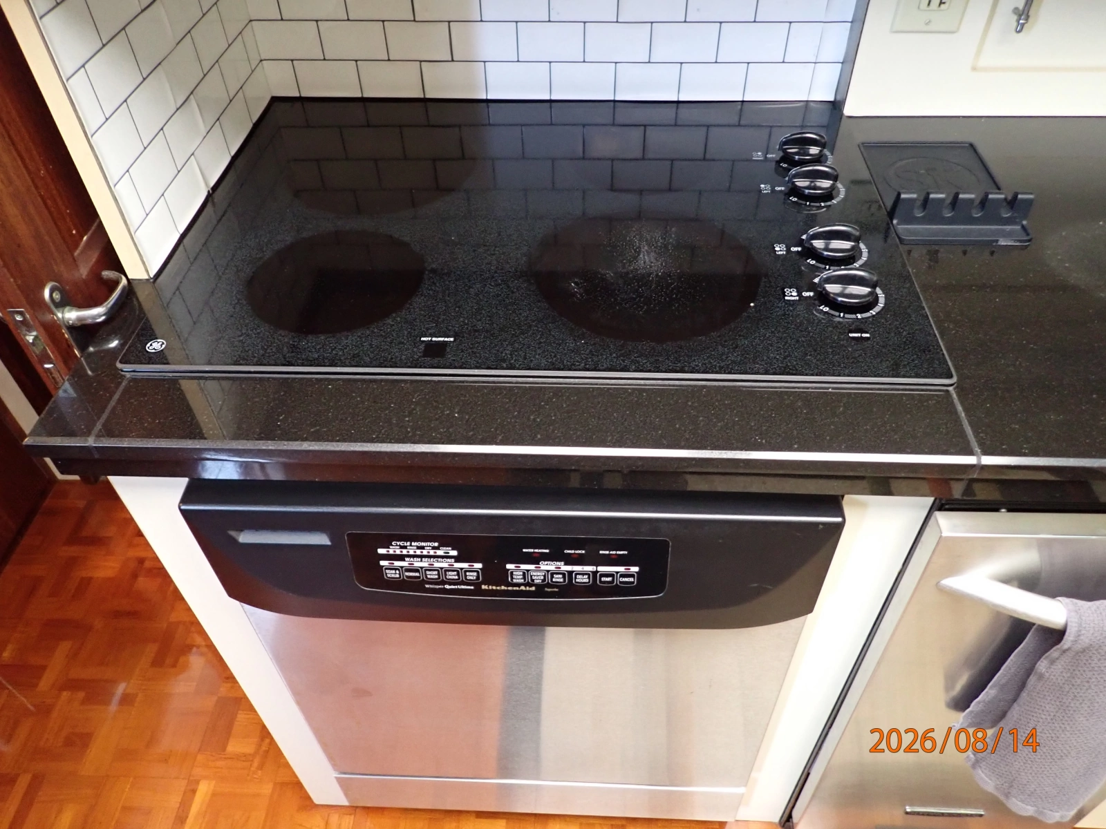 54' Hatteras galley cooktop