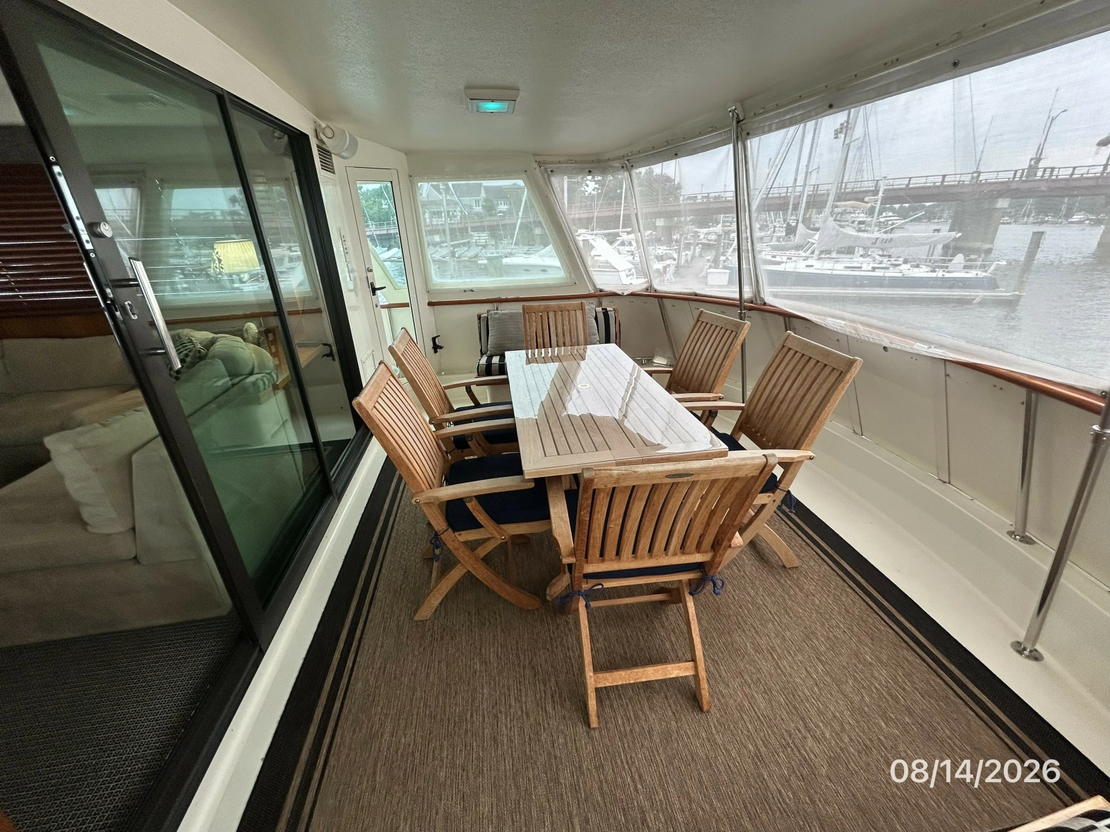 54' Hatteras aftdeck starboard