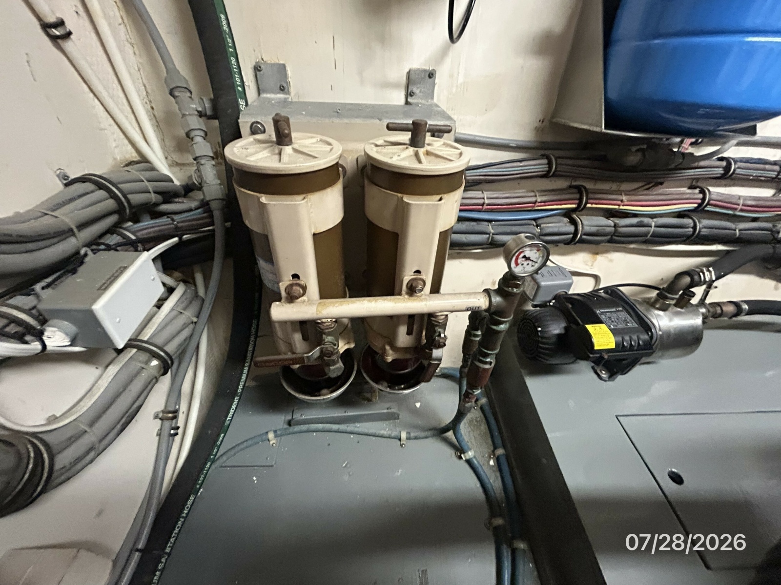 54' Hatteras starboard Racor fuel filters