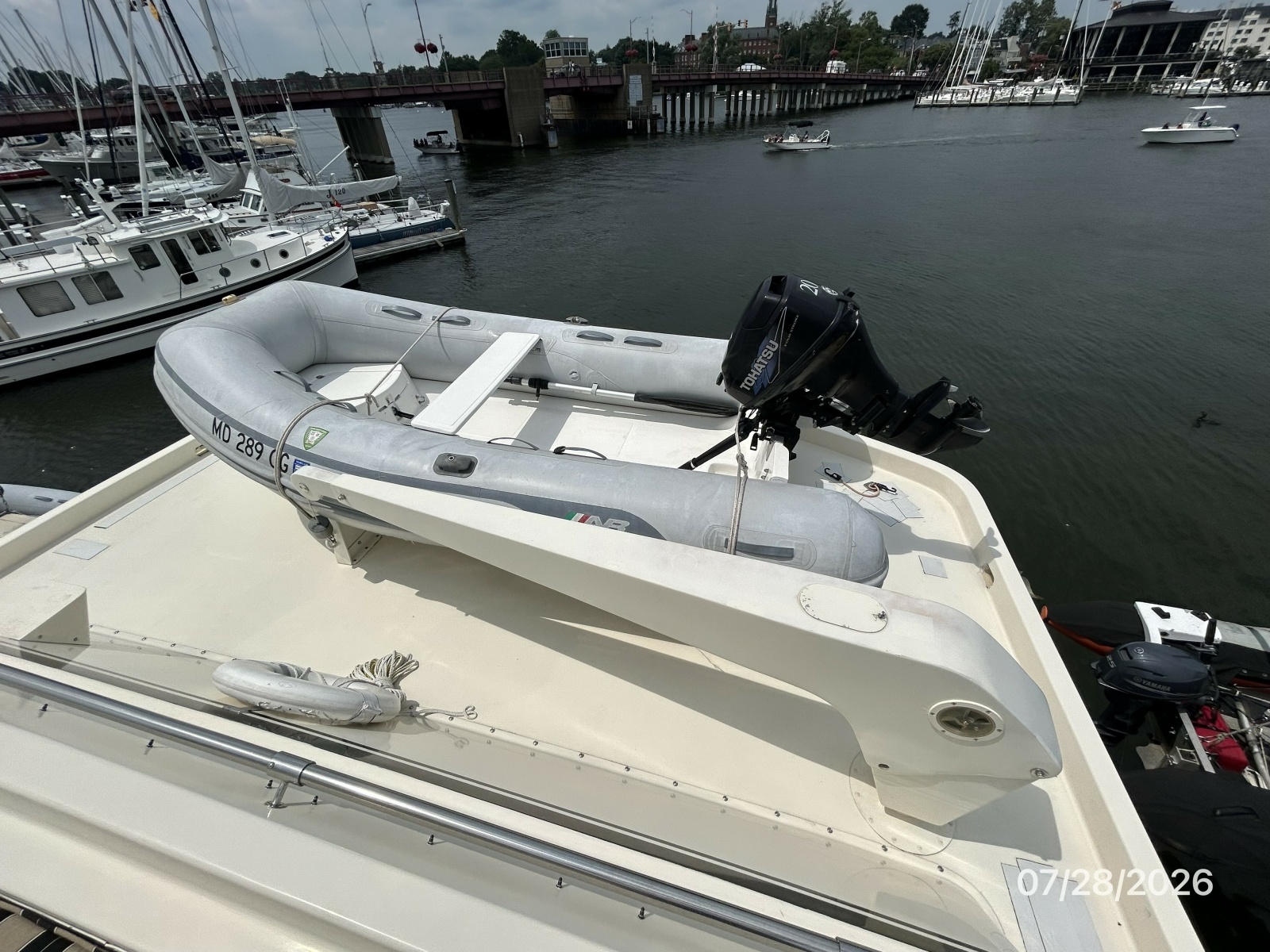 54' Hatteras tender2