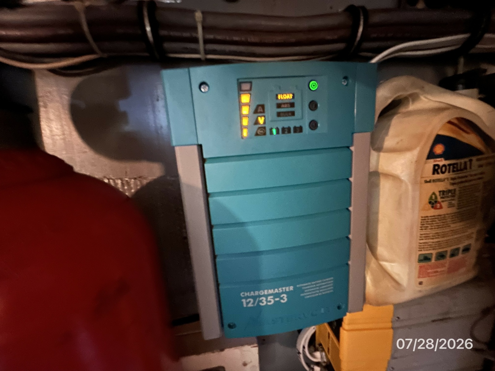 54' Hatteras battery charger1