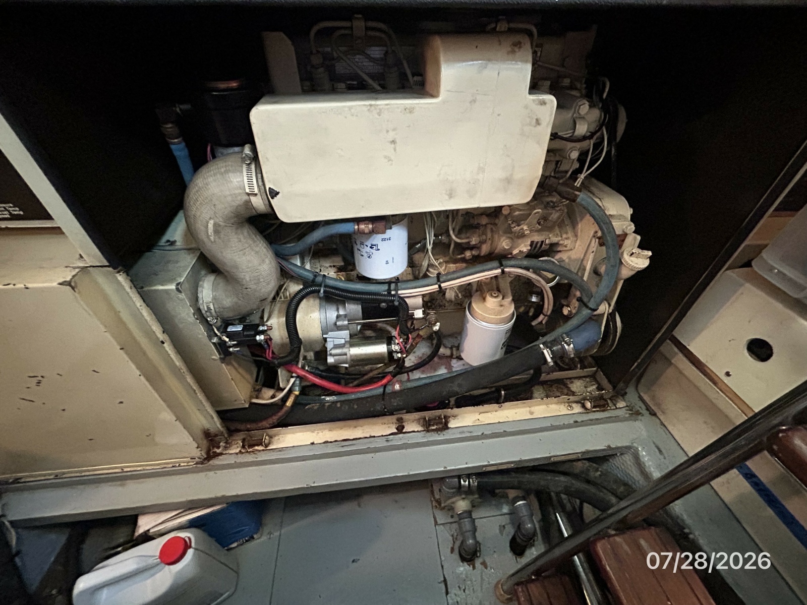 54' Hatteras generator