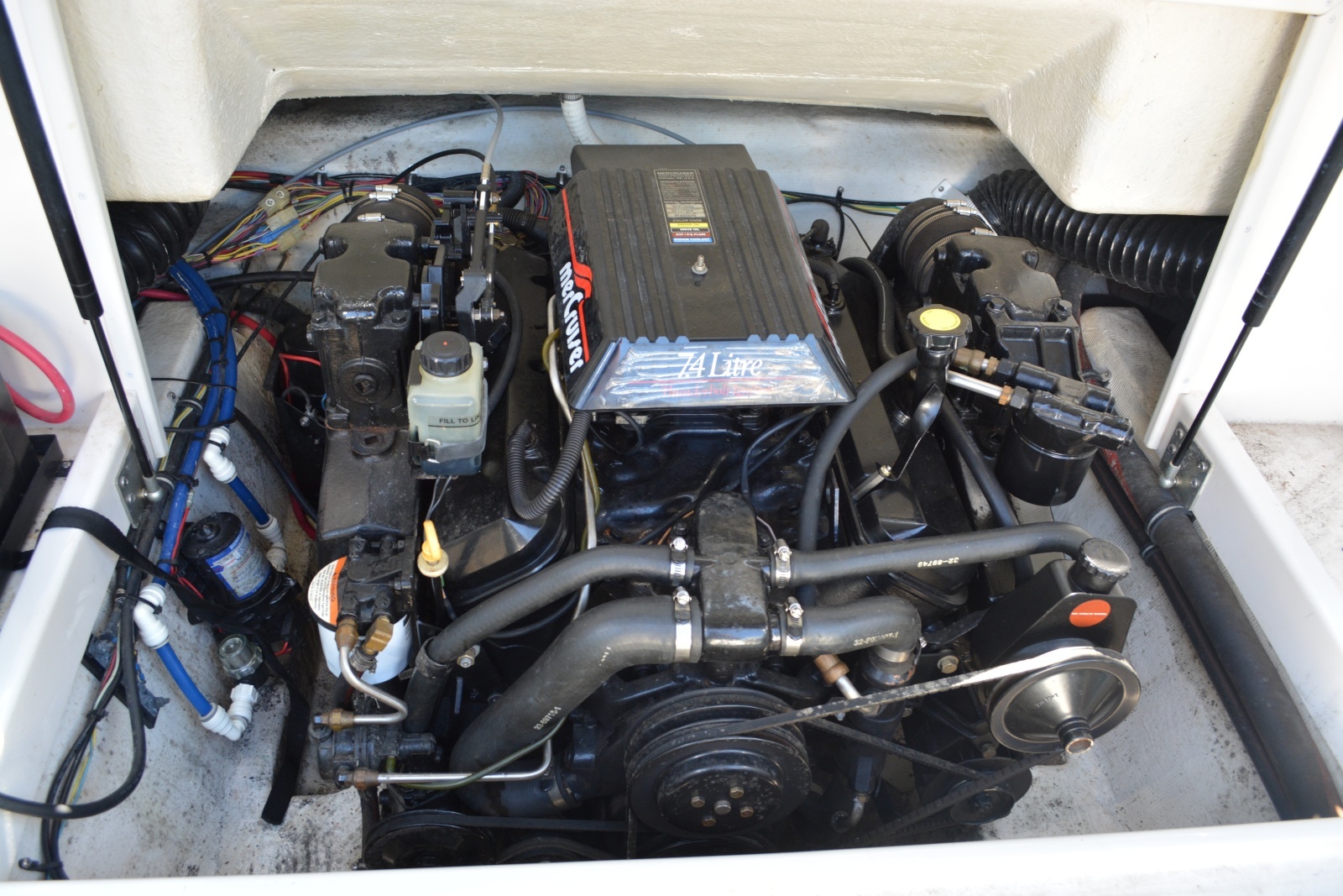 1997 Wellcraft Eclipse2400SC