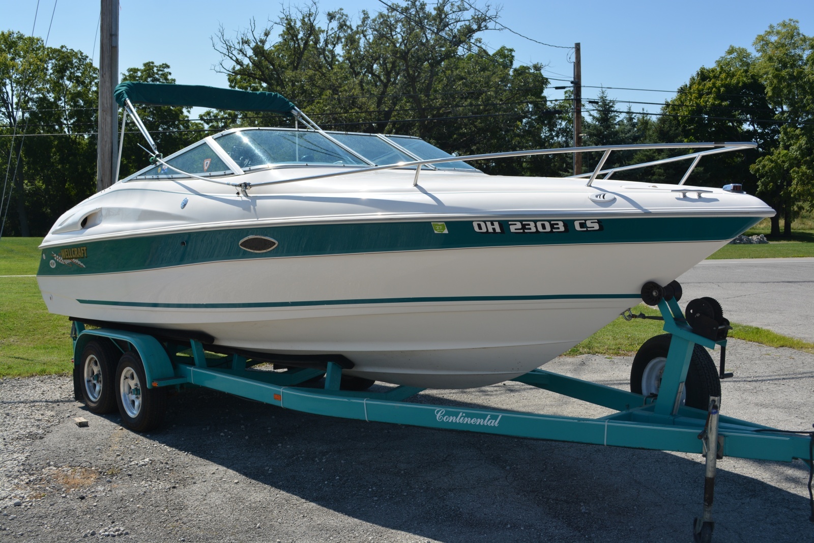 1997 Wellcraft Eclipse2400SC