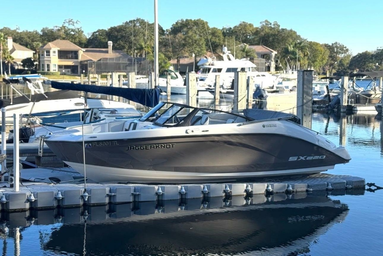 2023 Yamaha Boats SX220