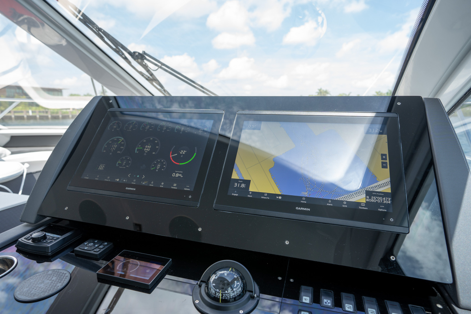 2023 Cruisers Yachts 50 C