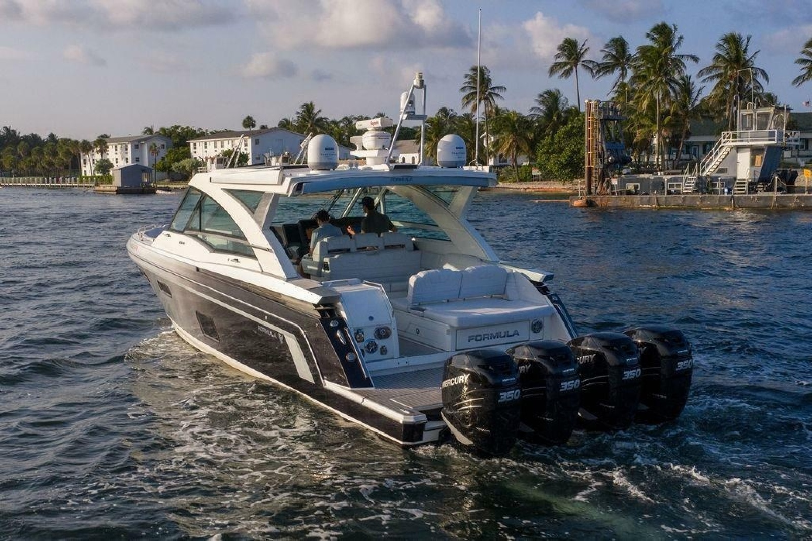 2018 Formula 430 Super Sport Crossover