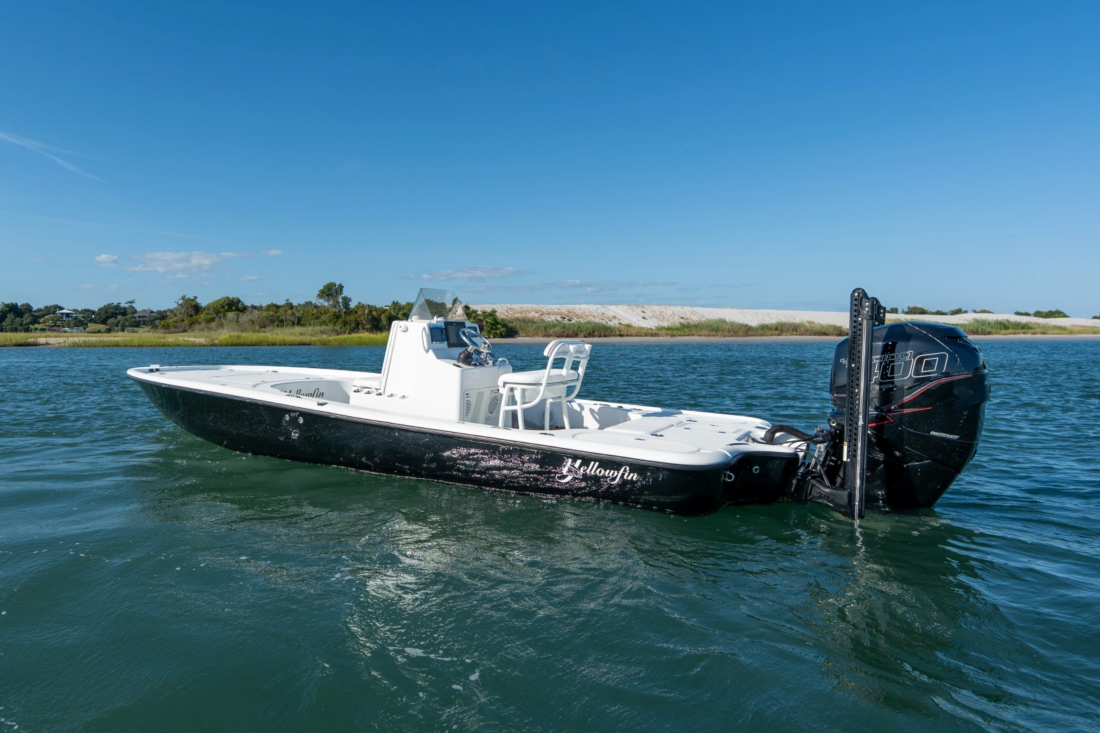 2013 Yellowfin 24 Bay