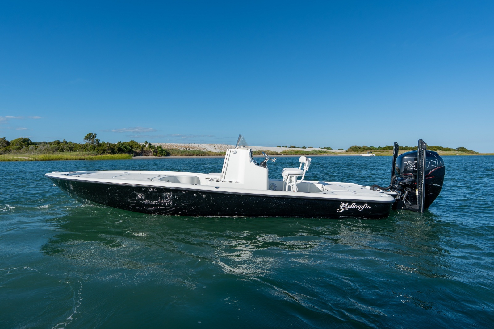 2013 Yellowfin 24 Bay