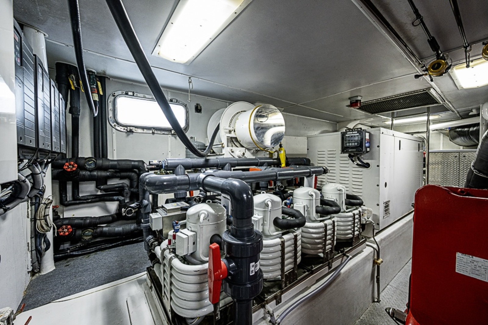 1997 Delta Marine Tri-Deck Motor Yacht