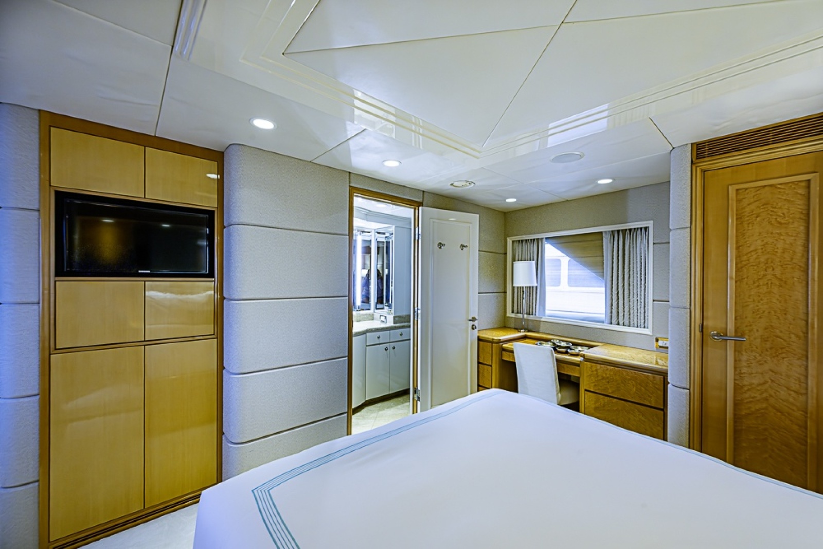 1997 Delta Marine Tri-Deck Motor Yacht