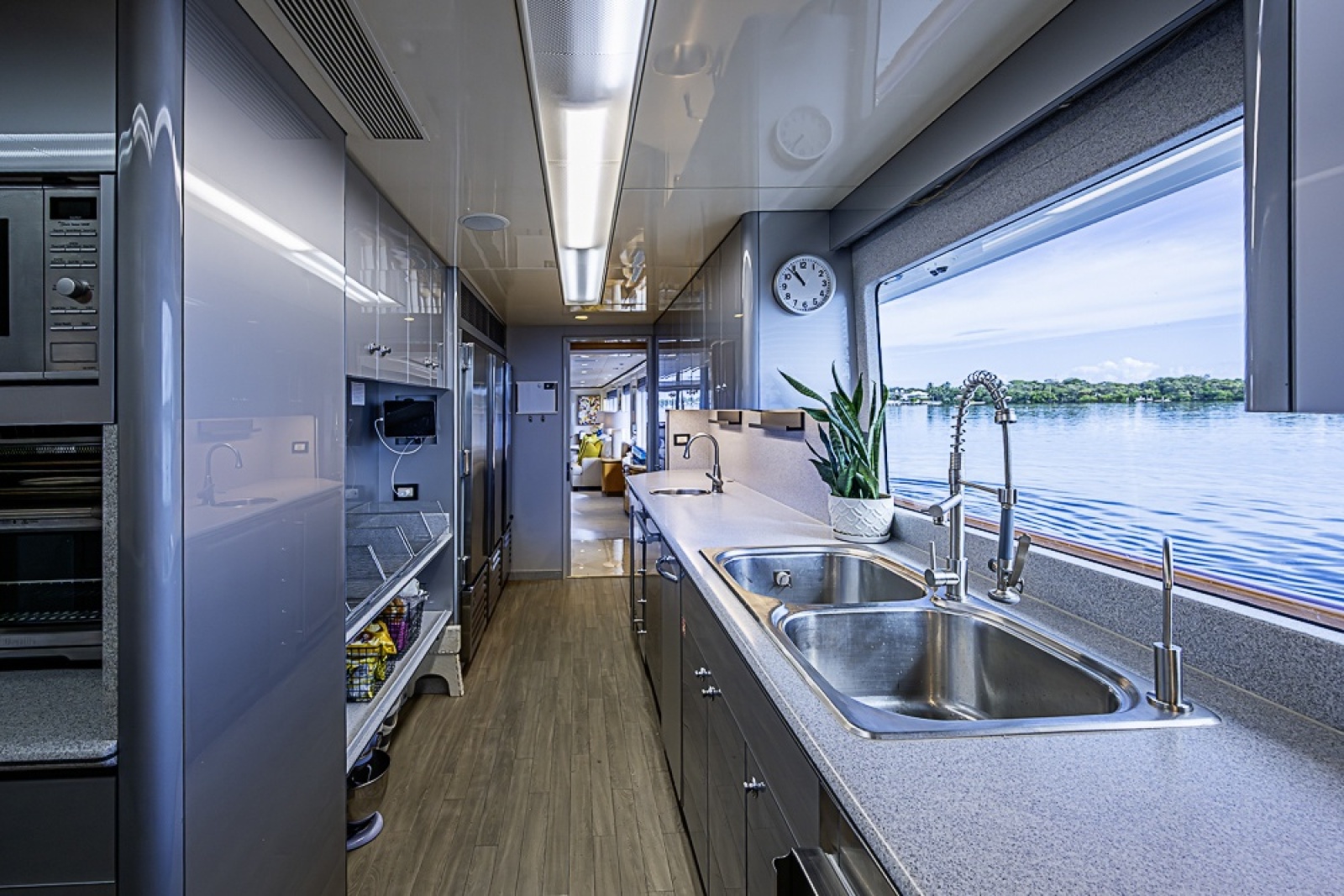 1997 Delta Marine Tri-Deck Motor Yacht