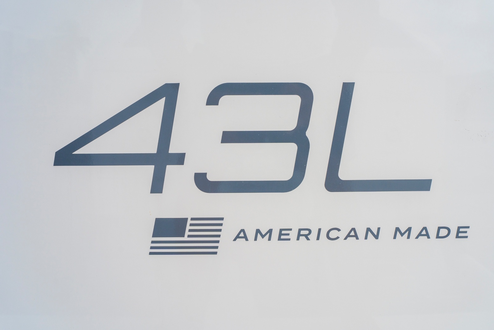 2024 Tiara Yachts 43 LS