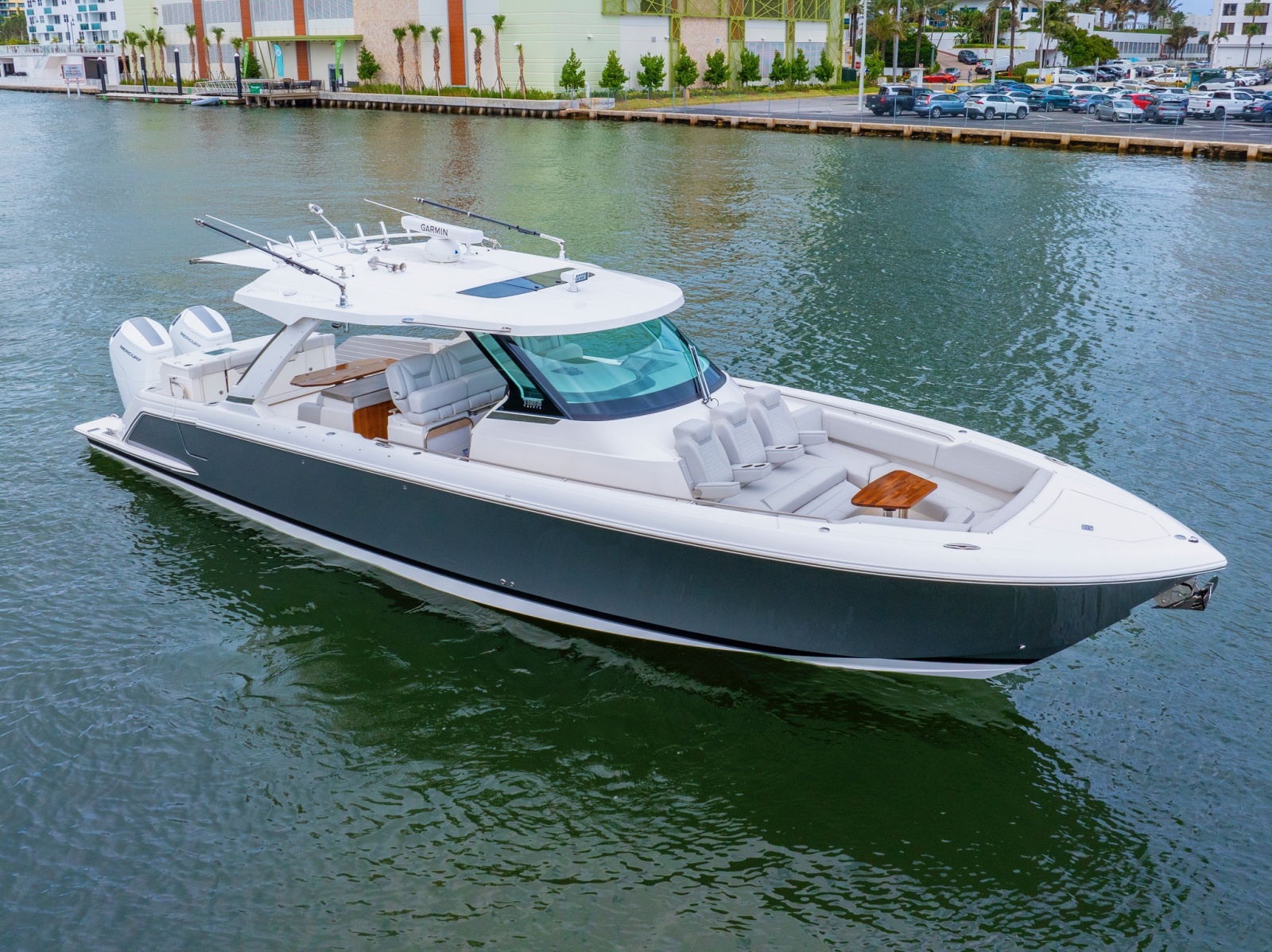 2024 Tiara Yachts 43 LS
