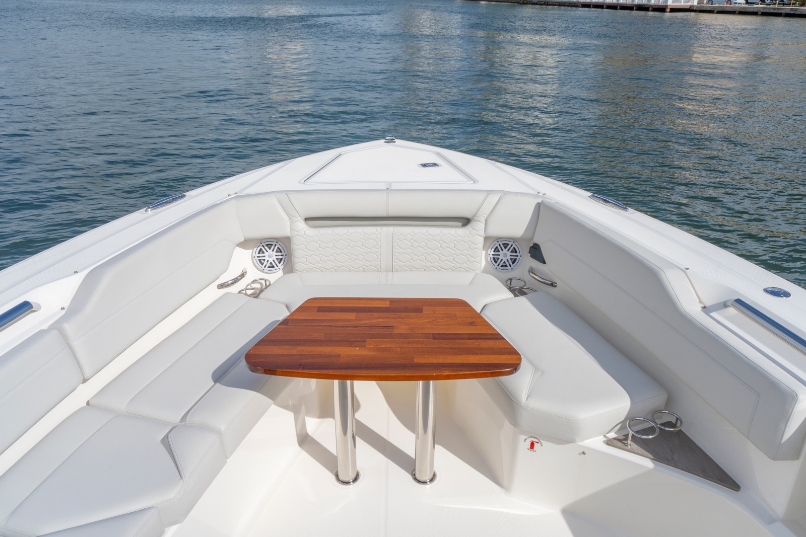 2024 Tiara Yachts 43 LS