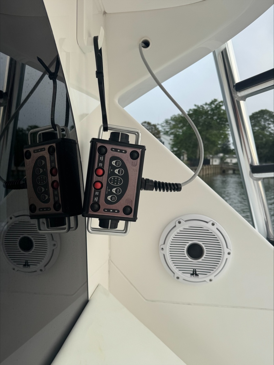 2021 Bertram 35 Flybridge