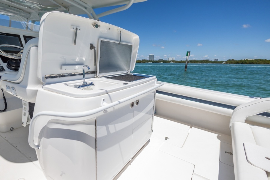 2014 Intrepid 400 Cuddy