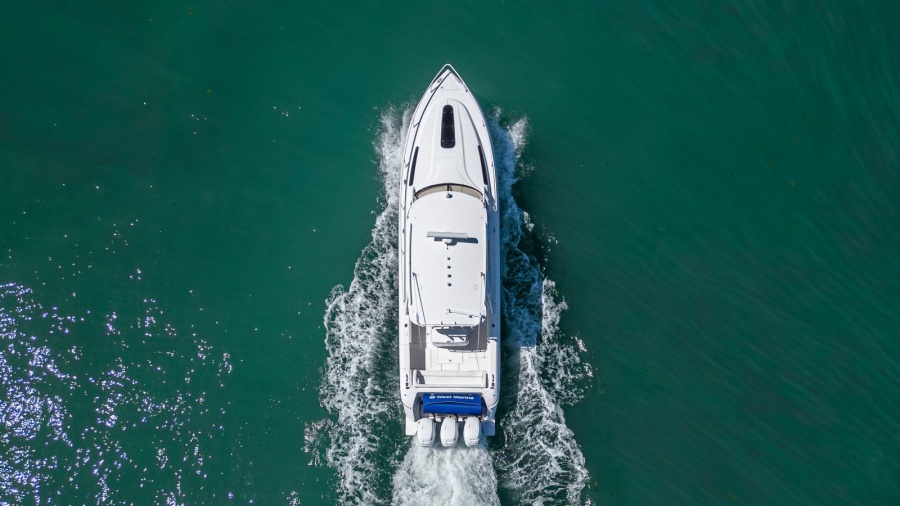 2014 Intrepid 400 Cuddy