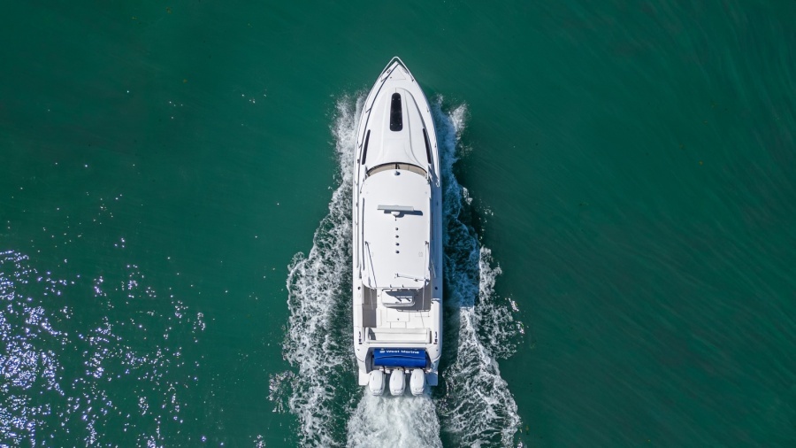 2014 Intrepid 400 Cuddy